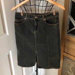 Bebe denim skirt